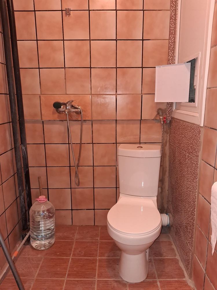 кв. ”Българка”- дава под наем двустаен, след ремонт, обзаведен, ТЕЦ-0 кв. ”Българка”- дава под наем двустаен, след ремонт, обзаведен, ТЕЦ - 0