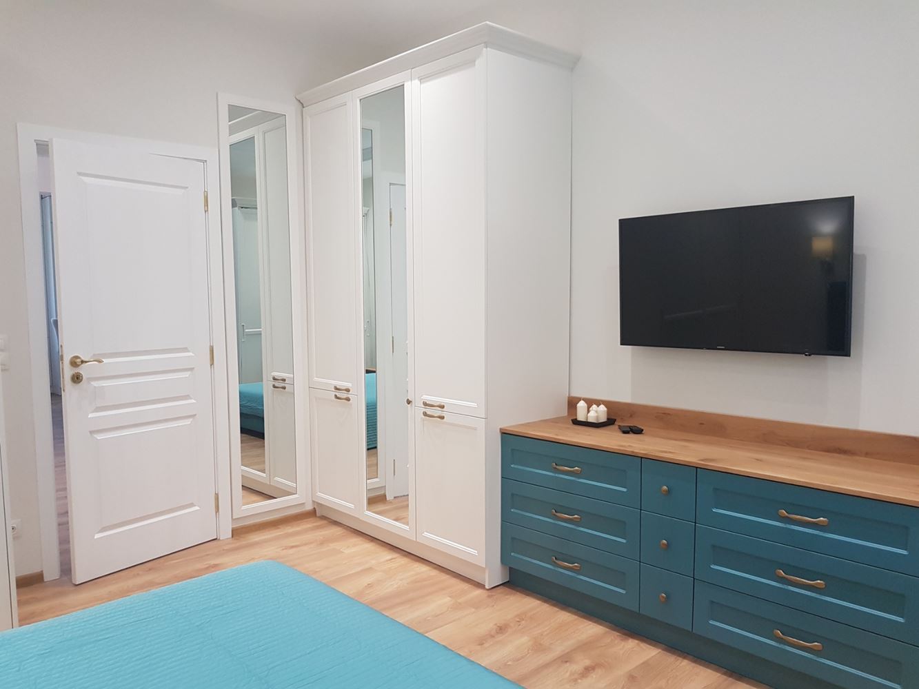 Ларго, стильная, полностью меблированная квартира с 1 спальней - 0 Ларго,стилен,напълно обзаведен апартамент с 1 спалня - 0