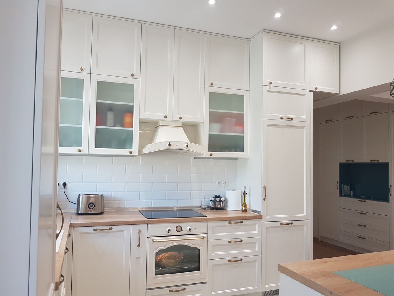 Ларго, стильная, полностью меблированная квартира с 1 спальней - 0 Ларго,стилен,напълно обзаведен апартамент с 1 спалня - 0