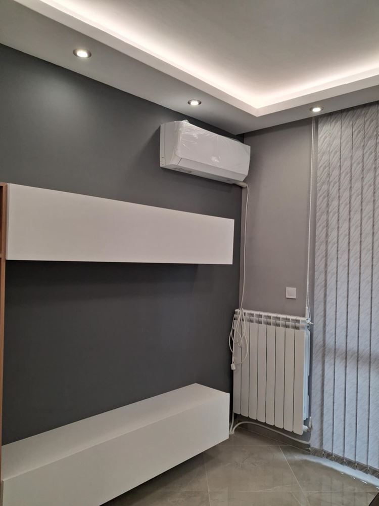 кв. ”Сини Камъни” – луксозен, две спални, първи наематели, ТЕЦ-0 кв. ”Сини Камъни” - луксозен, две спални, първи наематели, ТЕЦ - 0