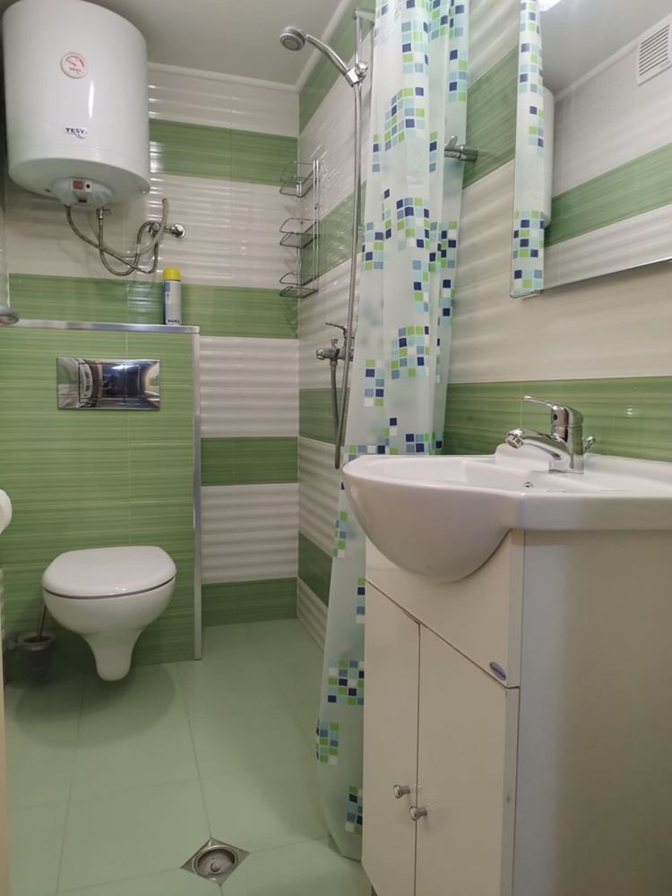 Мезонет в аренду рядом с Ларго - 240 кв.м.-0 Мезонет под наем в близост до Ларго - 240 кв.м. - 0