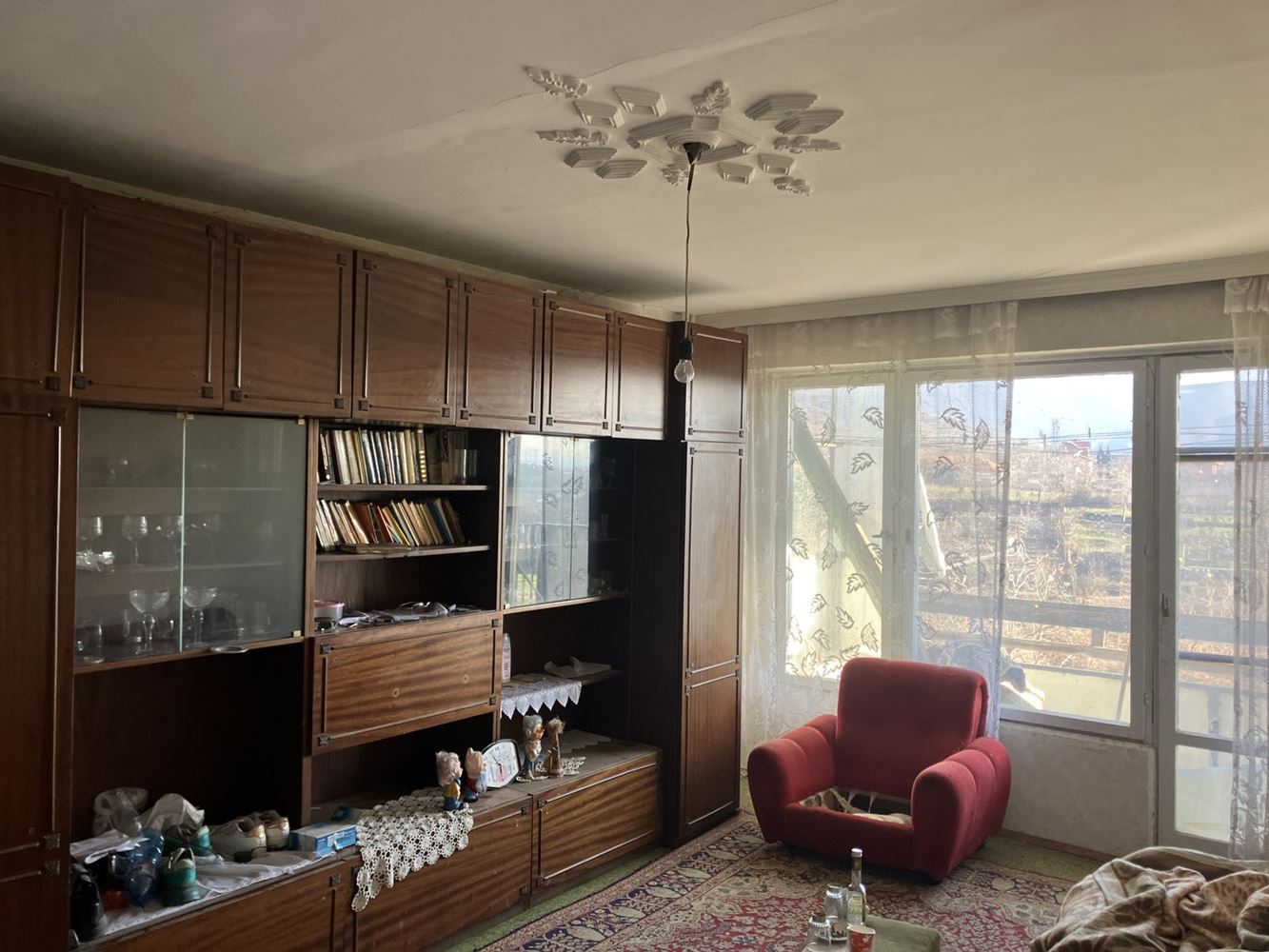 Продава се двустаен апартамент в кв. Сини камъни-0 Продава се двустаен апартамент в кв. Сини камъни - 0