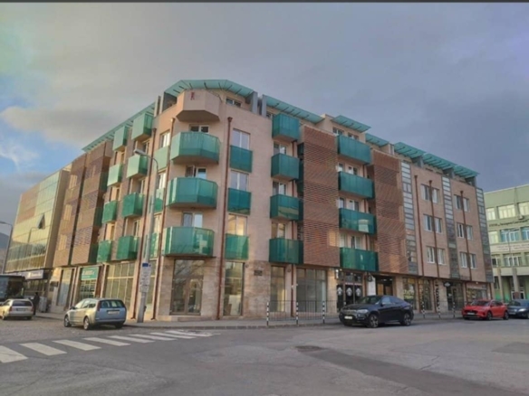 Подземно паркомясто в луксозна сграда в Центъра, район Синя зона - 0