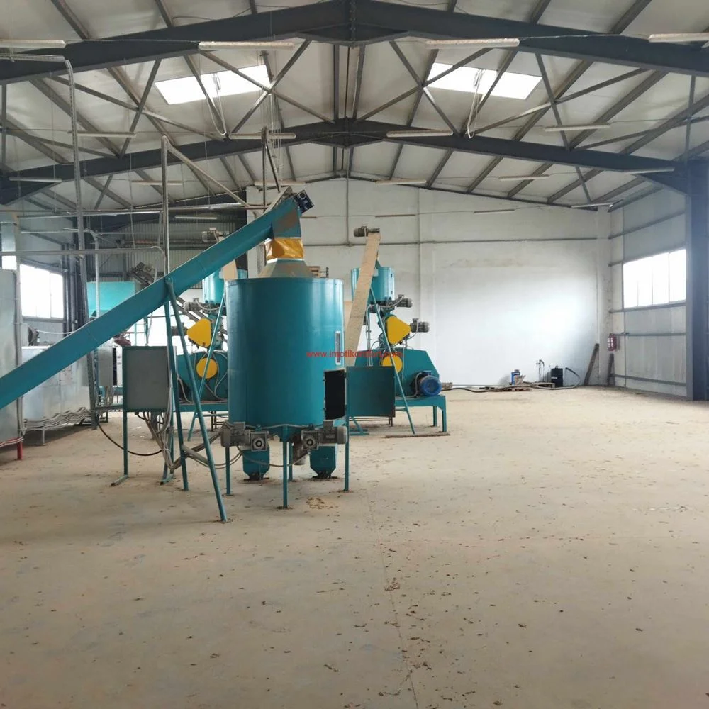 Großes Industriegelände, geeignet für verschiedene Arten von Aktivitäten-0 Zu verkaufen: große Industriehalle, geeignet für verschiedene Arten von Aktivitäten – 0