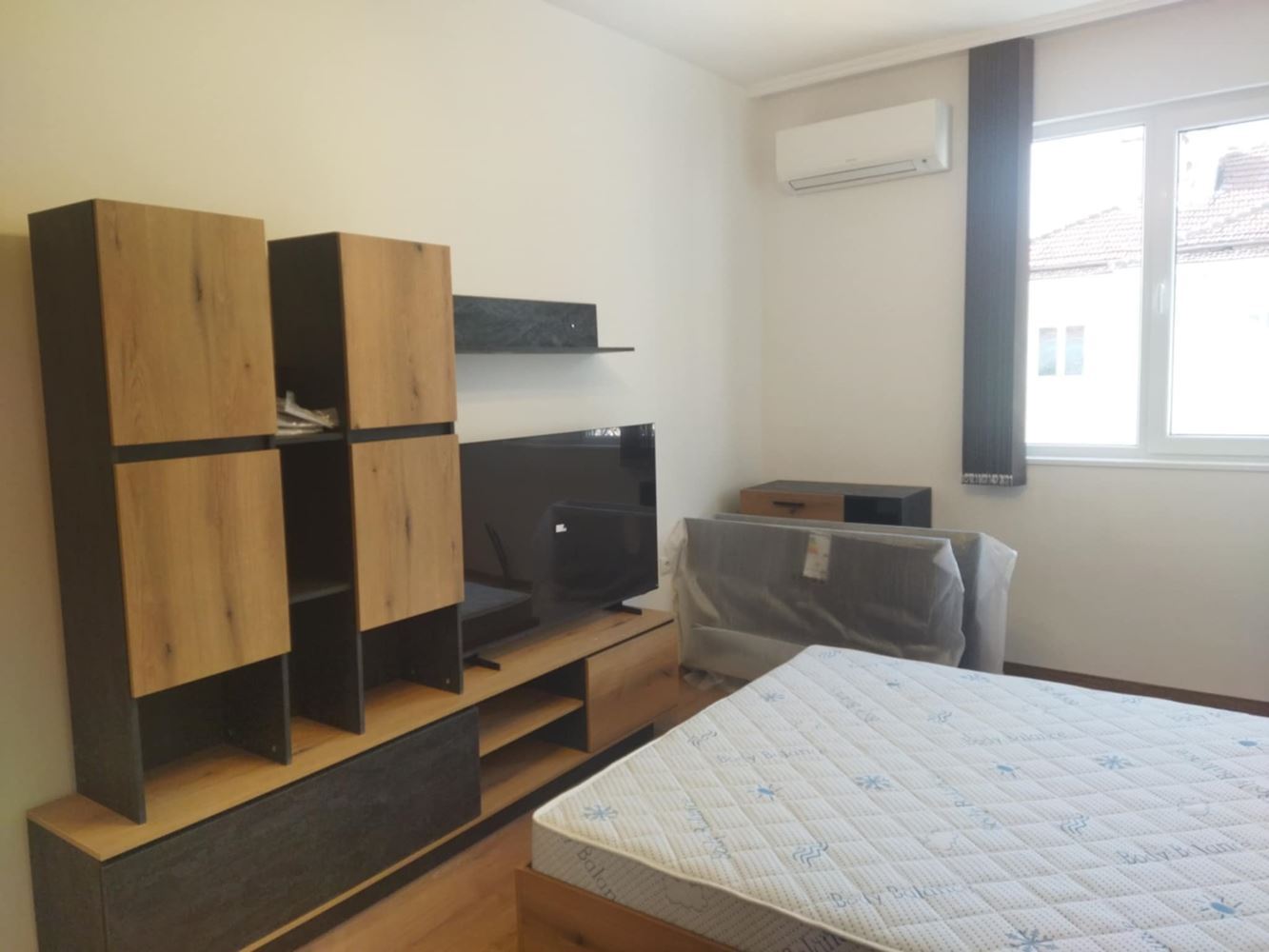 Тристаен апартамент под наем – Ларго-0 Тристаен апартамент под наем - Ларго - 0