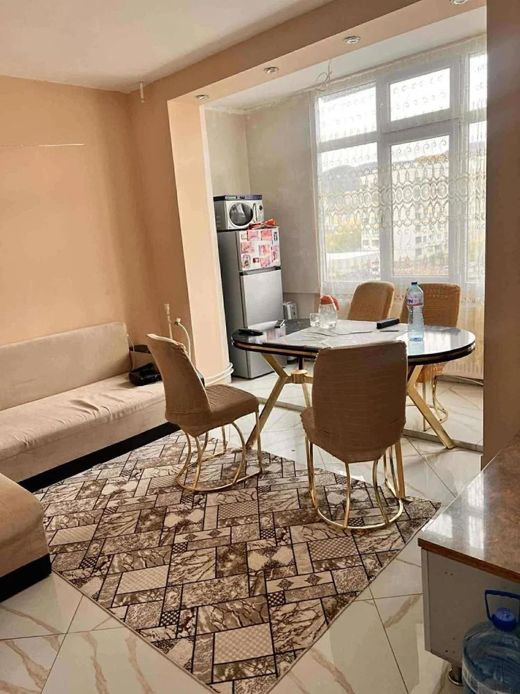 Zwei-Zimmer-Wohnung in. Dame Gruev - Ausgezeichneter Zustand-0 Dreizimmerwohnung im Stadtteil Dame Gruev – Hervorragender Zustand – 0