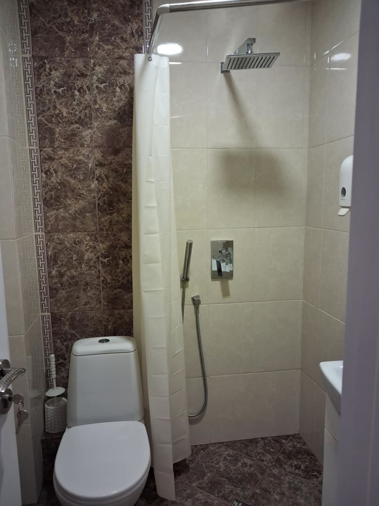 ТОП ЛОКАЦИЯ за офис или живеене ет.1,тухла-0 ТОП ЛОКАЦИЯ за офис или живеене ет.1,тухла - 0