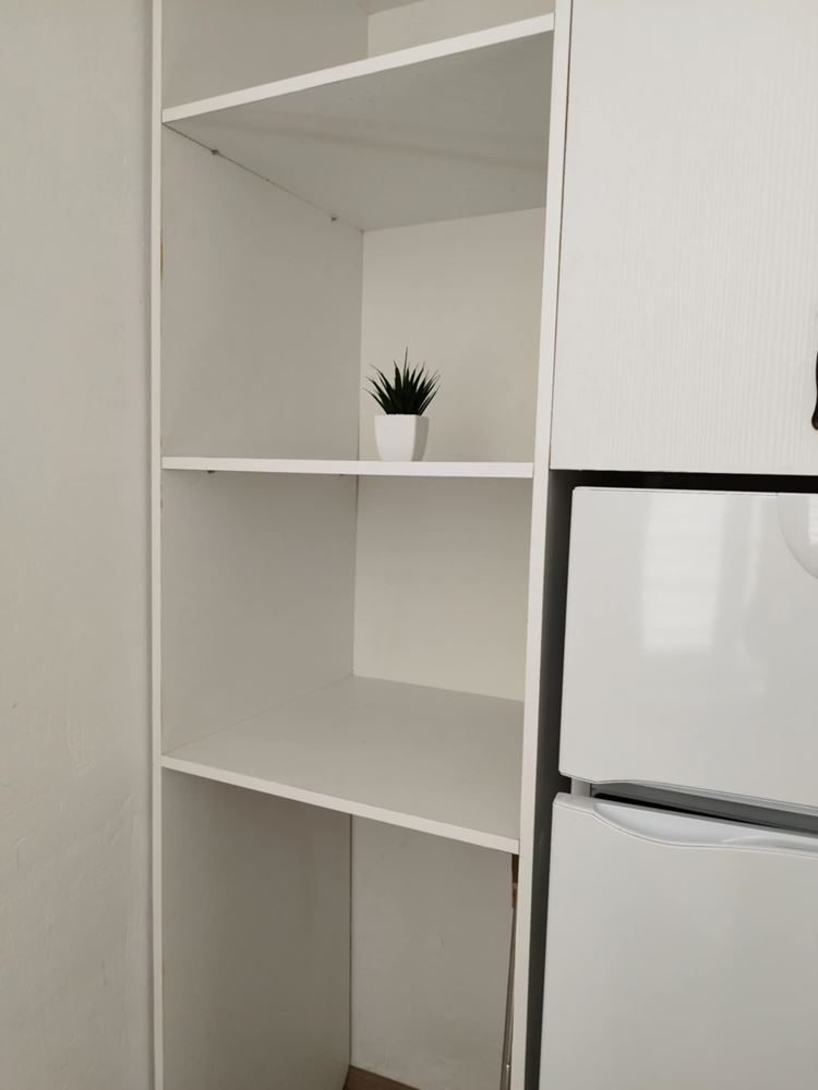 Центр, студия, юг, с мебелью и техникой-0 Център,гарсониера ,юг,обзаведена с мебели и техника - 0