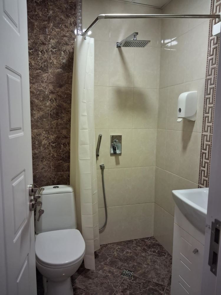 ТОП ЛОКАЦИЯ за офис или живеене ет.1,тухла-0 ТОП ЛОКАЦИЯ за офис или живеене ет.1,тухла - 0