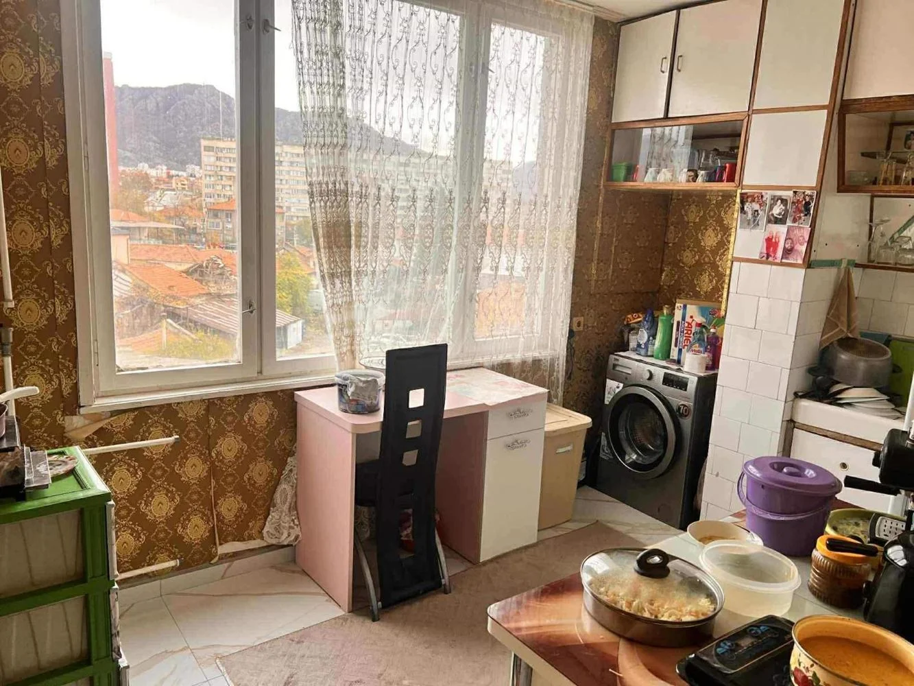 Zwei-Zimmer-Wohnung in. Dame Gruev - Ausgezeichneter Zustand-0 Dreizimmerwohnung im Stadtteil Dame Gruev – Hervorragender Zustand – 0
