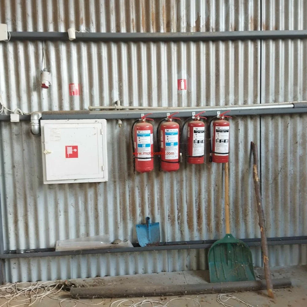 Großes Industriegelände, geeignet für verschiedene Arten von Aktivitäten-0 Zu verkaufen: große Industriehalle, geeignet für verschiedene Arten von Aktivitäten – 0