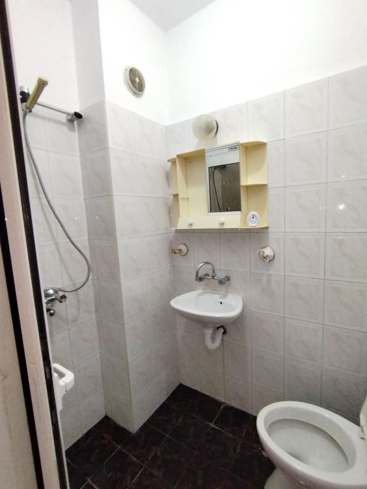 Ларго, Обзаведен апартамент под наем с две спални-0 Ларго, Обзаведен апартамент под наем с две спални - 0