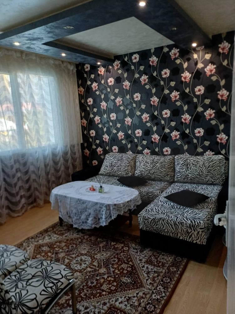 кв. Клуцохор, Двустаен апартамент, преустроен в тристаен, обзаведен, след ремонт-0 кв. Клуцохор, Двустаен апартамент, преустроен в тристаен, обзаведен, след ремонт - 0