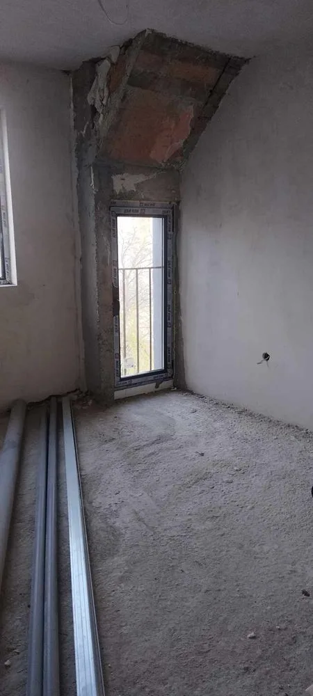 in der Nähe des Platzes. Levski - Zu verkaufen Zwei-Zimmer-Wohnung, N. С.-0 in der Nähe des Levski-Platzes – 3-Zimmer-Wohnung zu verkaufen, N. S. – 0