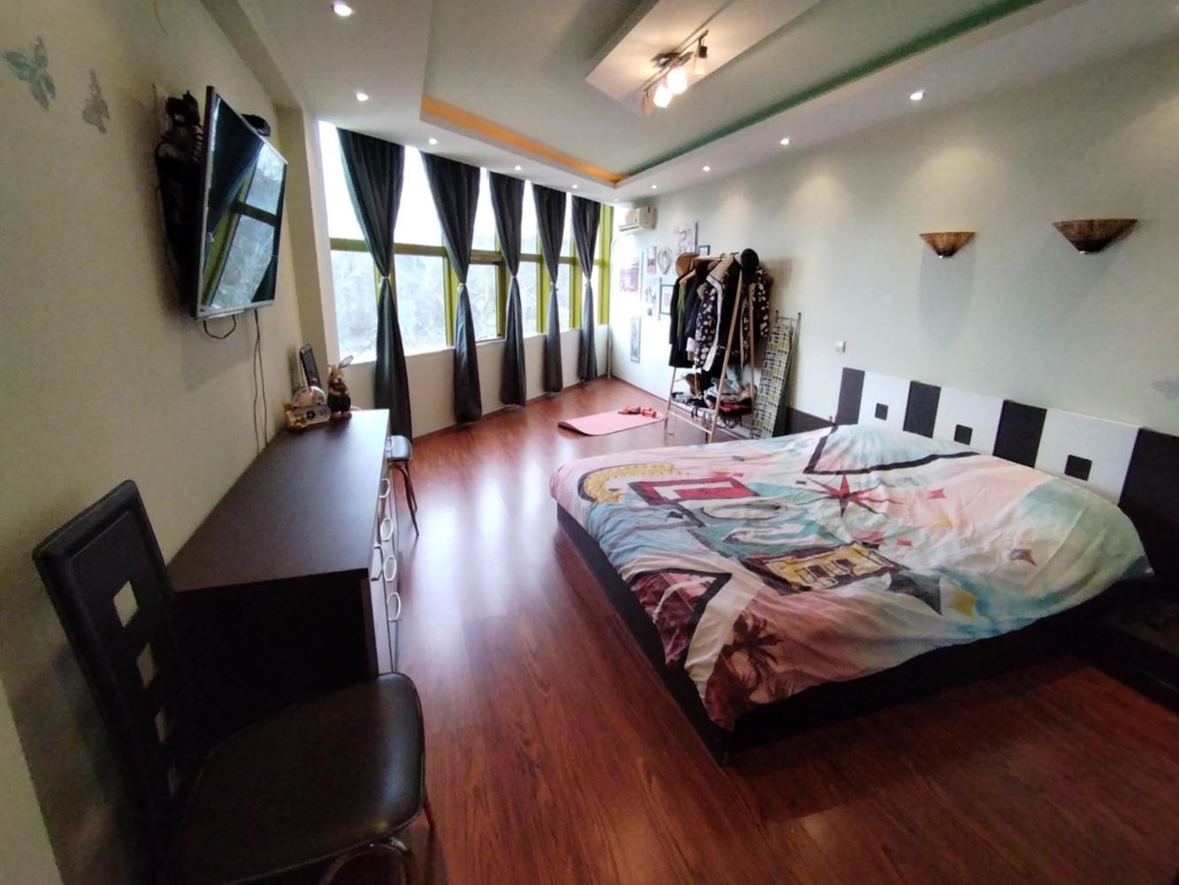 квартал. Дружба, Просторная двухкомнатная квартира в аренду, Меблированная, парковочное место-0 кв. Дружба, Просторен двустаен апартамент под наем, Обзаведен, паркомясто - 0