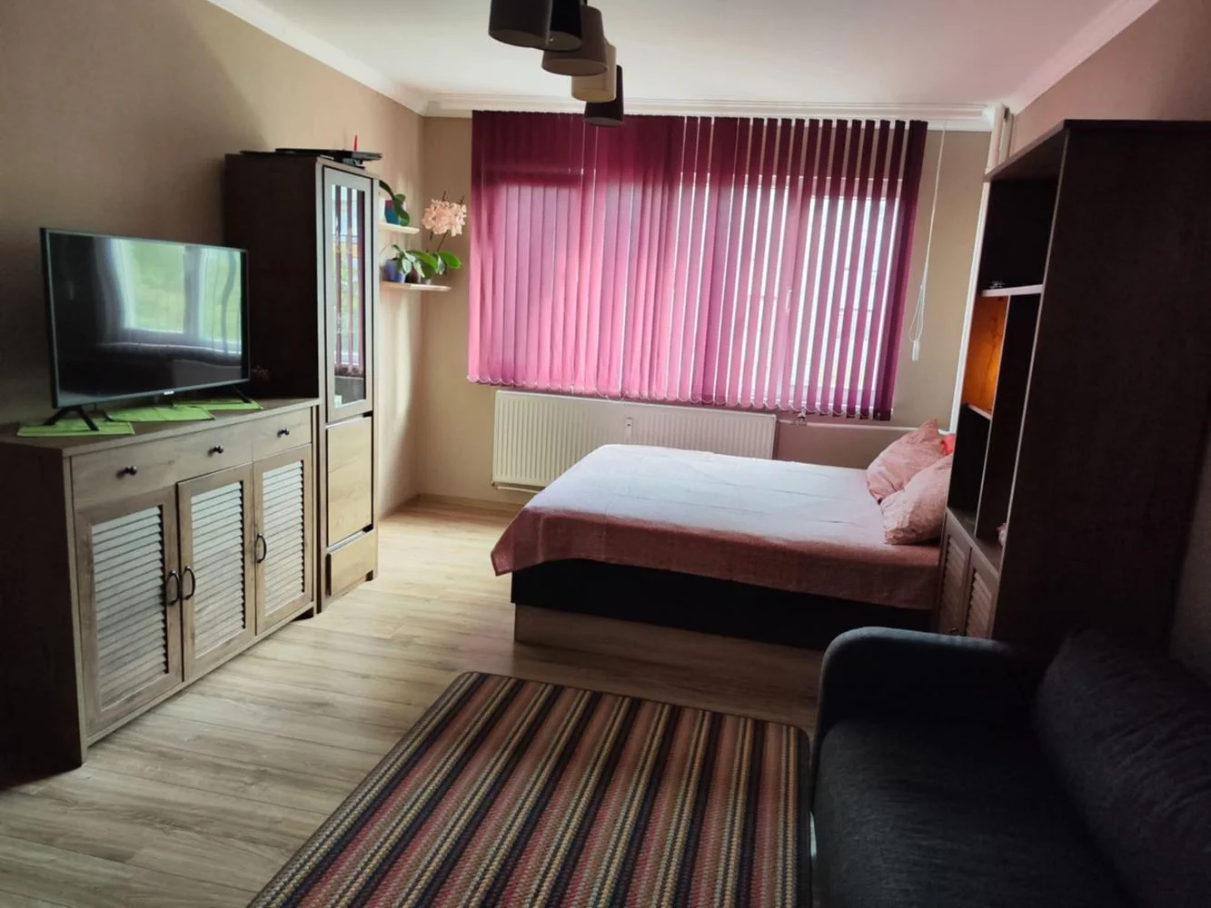 Gemütliche und komfortable Ein-Zimmer-Wohnung im Viertel von Sofia. Stoyan Zaimov-0 Уютен и комфортен двустаен апартамент в кв. Стоян Заимов - 0