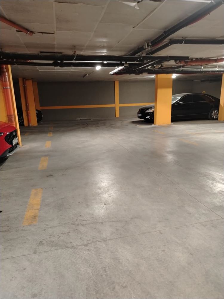 Подземно паркомясто в луксозна сграда в Центъра, район Синя зона-0 Подземно паркомясто в луксозна сграда в Центъра, район Синя зона - 0