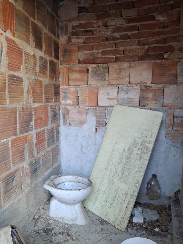 Viertel. ”Klutsohor” - Haus mit Hof zu verkaufen im unteren Teil des Viertels-0 кв. ”Клуцохор” - продава къща с двор в ниската част на квартала - 0