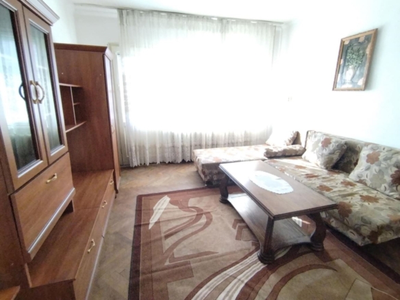 Ларго, Обзаведен апартамент под наем с две спални - 0