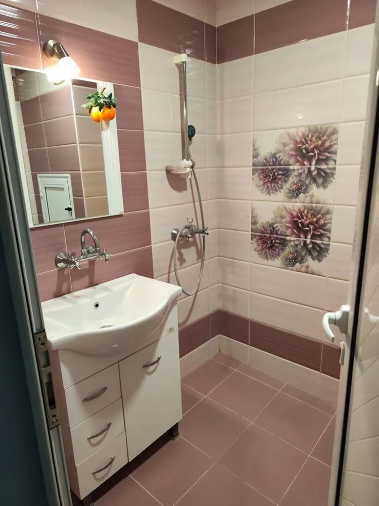 Gemütliche und komfortable Ein-Zimmer-Wohnung im Viertel von Sofia. Stoyan Zaimov-0 Уютен и комфортен двустаен апартамент в кв. Стоян Заимов - 0
