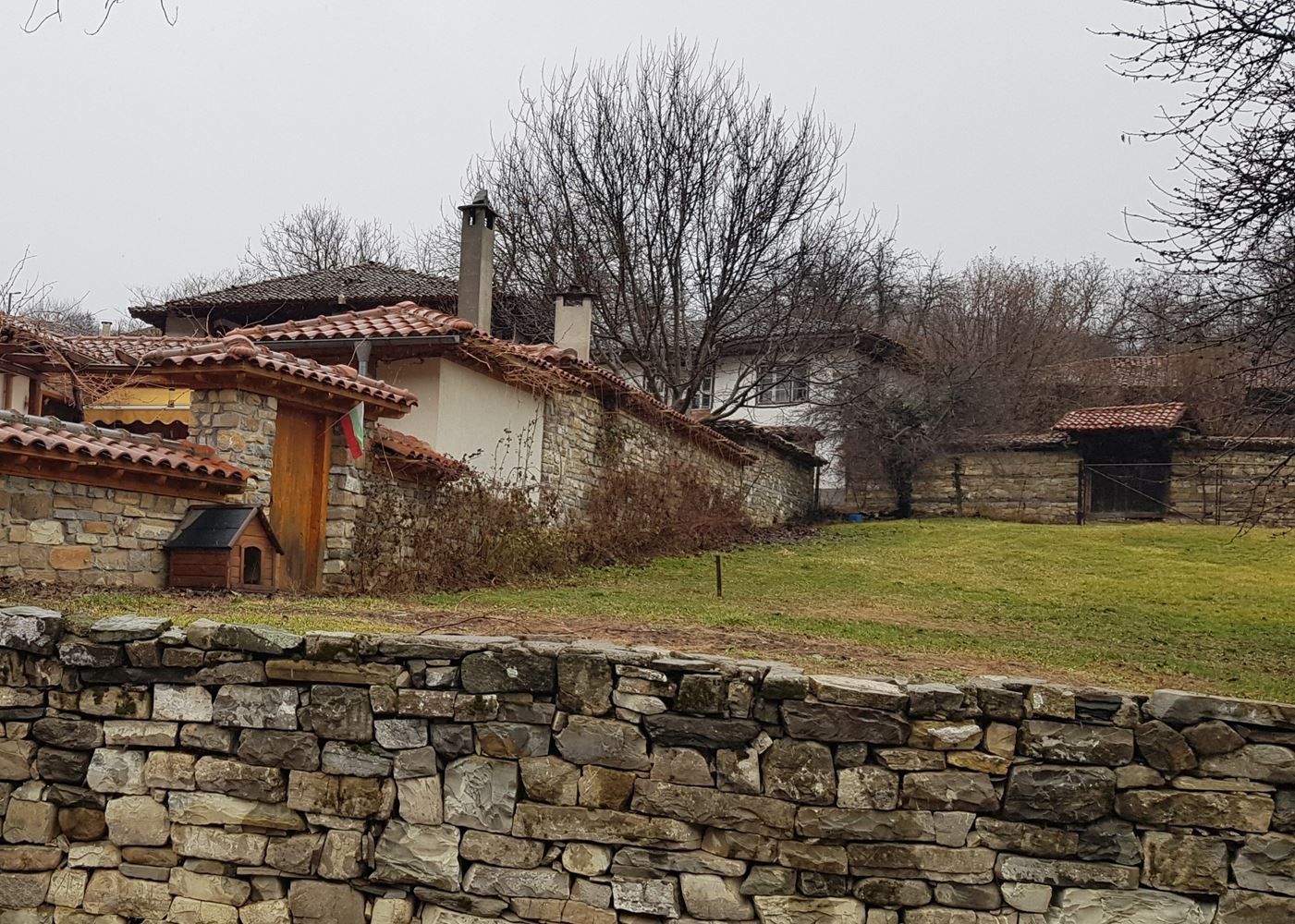 Отличен парцел с одобрен проект и разрешение за строеж в с. Ичера-0 Отличен парцел с одобрен проект и разрешение за строеж в с. Ичера - 0