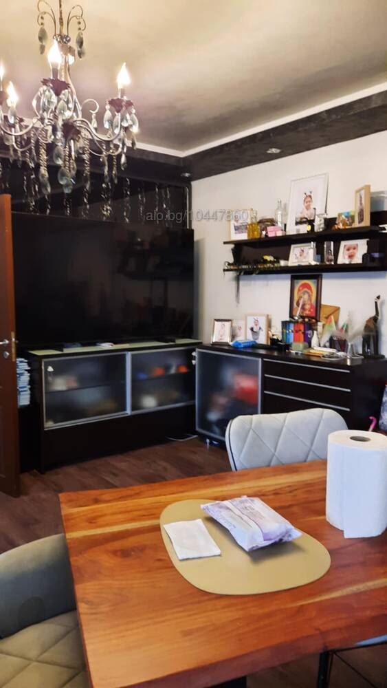 Център, Двустаен апартамент – 90 кв.м., напълно обзаведен-0 Център, Двустаен апартамент - 90 кв.м., напълно обзаведен - 0