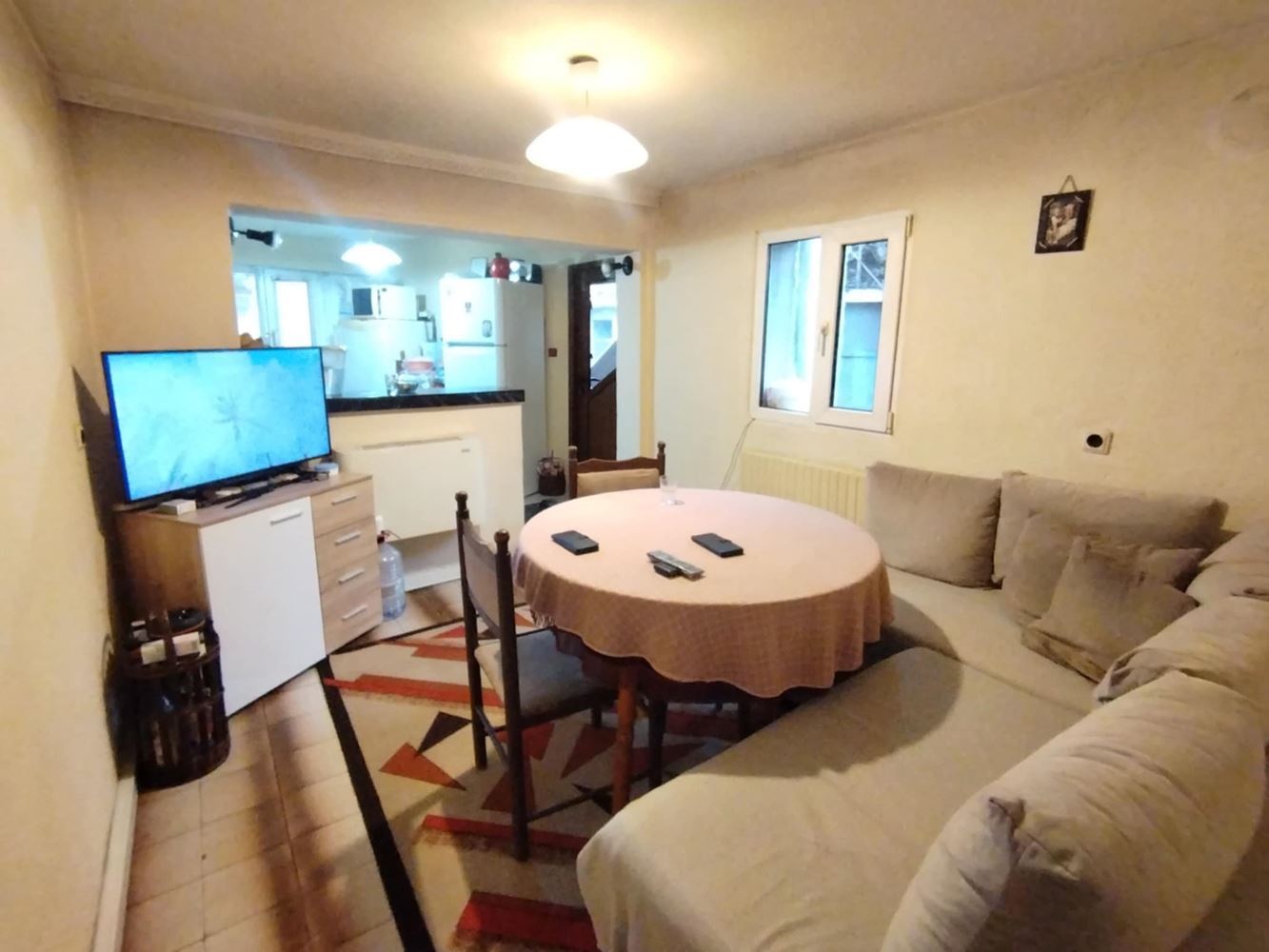 Къща, подходяща за две семейства-0 Къща, подходяща за две семейства - 0