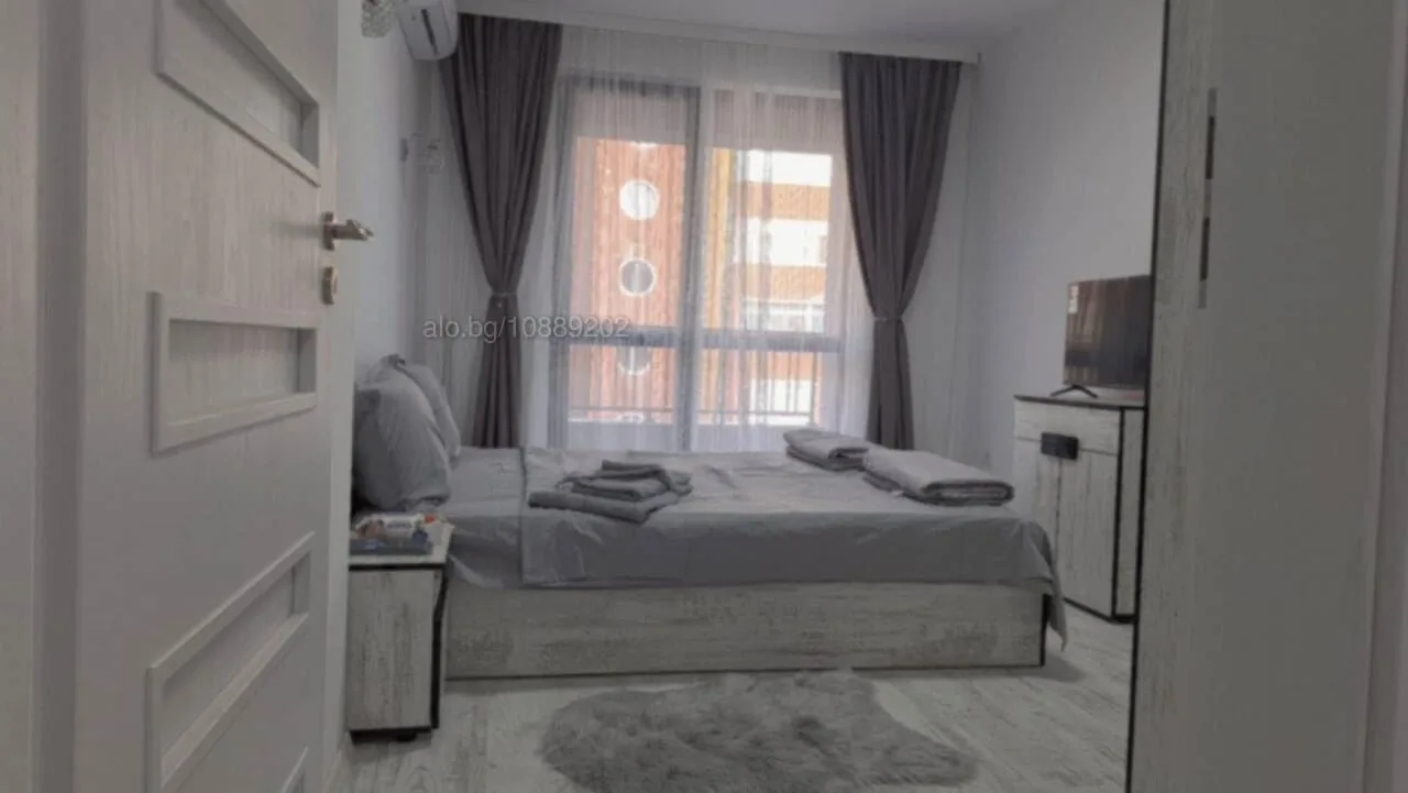 Zwei Schlafzimmer, voll möblierte Wohnung, NS, TPP-0 Vollständig möblierte Dreizimmerwohnung, NS, Heizkosten – 0