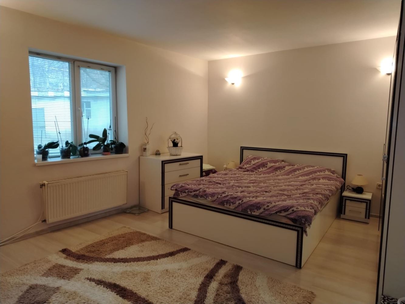 Къща, подходяща за две семейства-0 Къща, подходяща за две семейства - 0