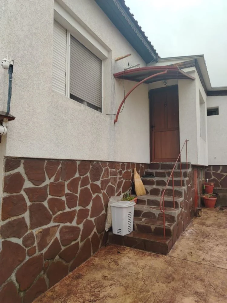 Haus geeignet für zwei Familien-0 Къща, подходяща за две семейства - 0