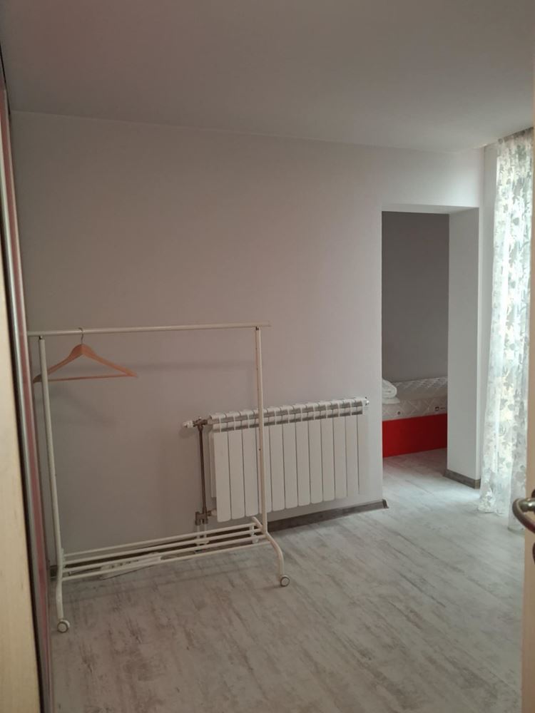 Мезонет в аренду рядом с Ларго - 240 кв.м.-0 Мезонет под наем в близост до Ларго - 240 кв.м. - 0