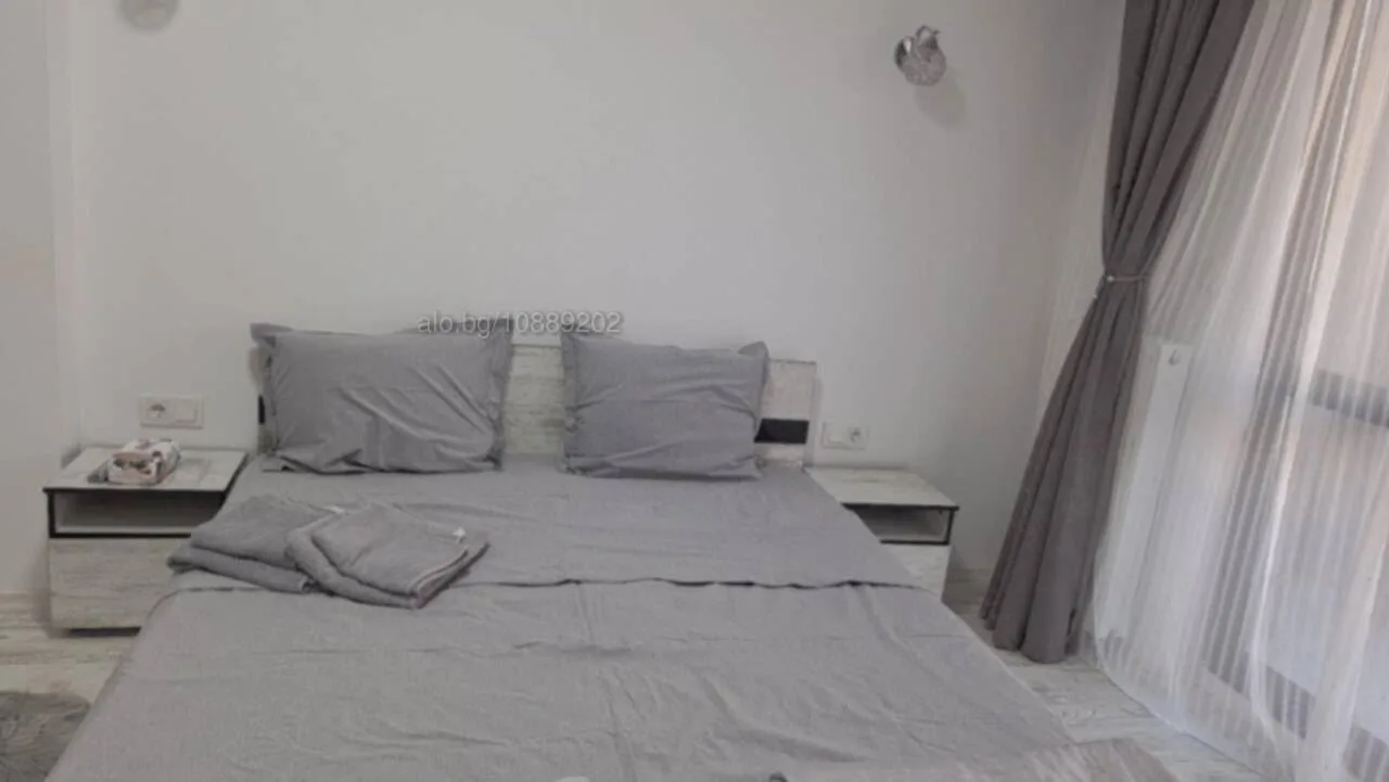 Zwei Schlafzimmer, voll möblierte Wohnung, NS, TPP-0 Vollständig möblierte Dreizimmerwohnung, NS, Heizkosten – 0