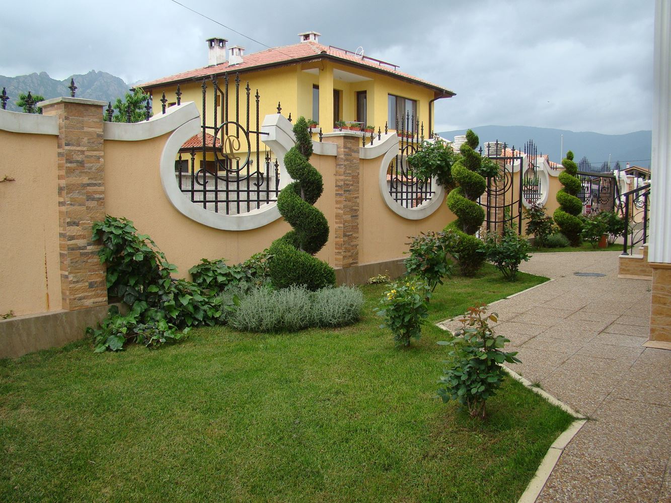 Schöne Villa für dauerhaftes Wohnen-0 Красива вила за постоянно живеене - 0