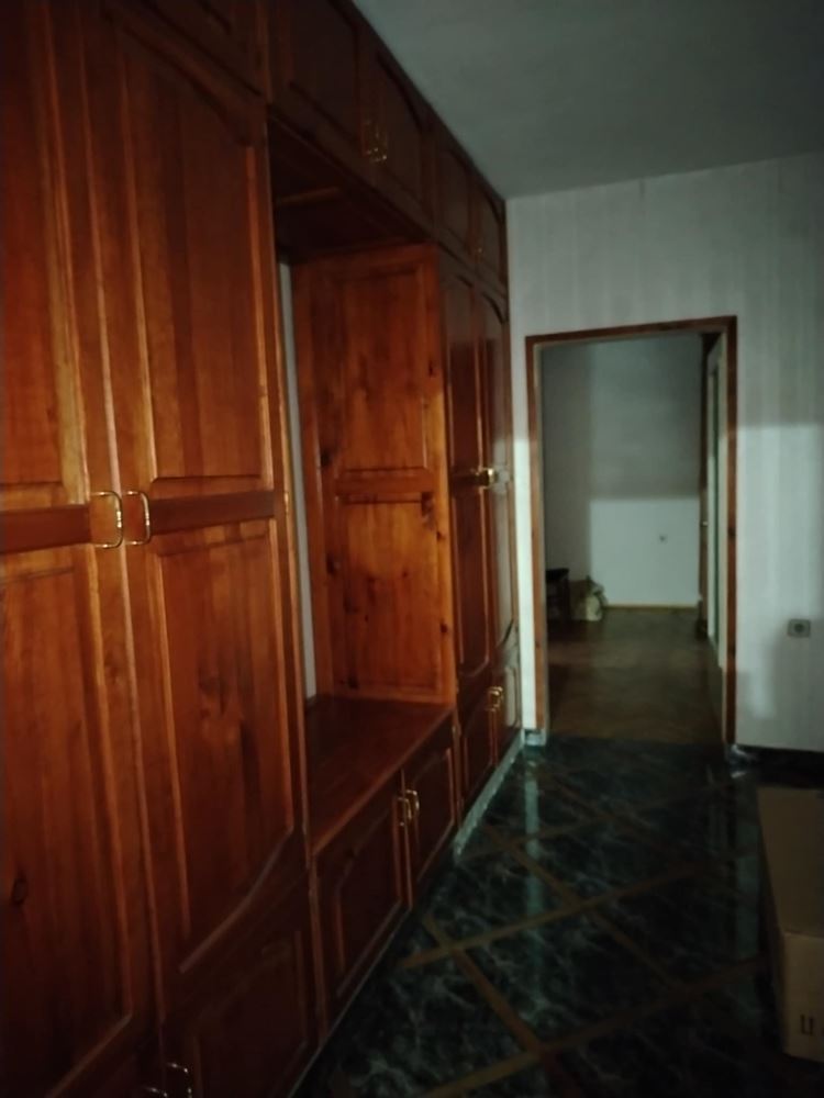 Κοντά στο σταθμό λεωφορείων - ένα υπνοδωμάτιο, τούβλο διαμέρισμα προς πώληση, όροφος 2, εσωτερική, TPP-0 Близо до Автогара - продава двустаен, тухлен апартамент, ет.2, вътрешен, ТЕЦ - 0