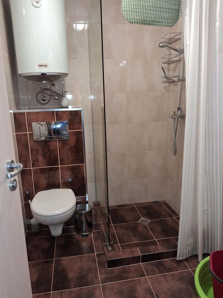 Мезонет в аренду рядом с Ларго - 240 кв.м.-0 Мезонет под наем в близост до Ларго - 240 кв.м. - 0