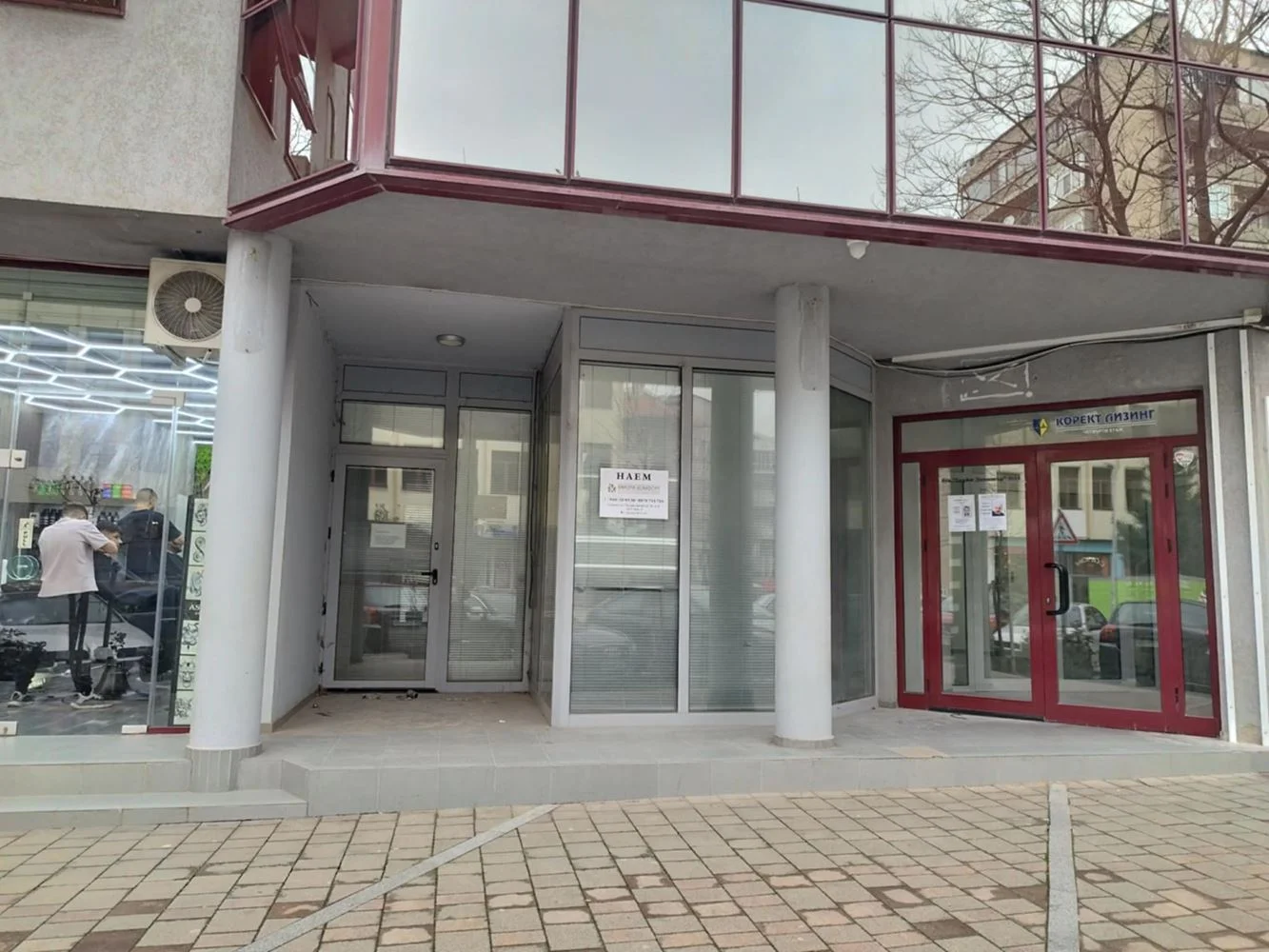 Zentrum, Erdgeschoss an der Hauptallee-0 Zentrum, Erdgeschosslage an einer Hauptstraße – 0