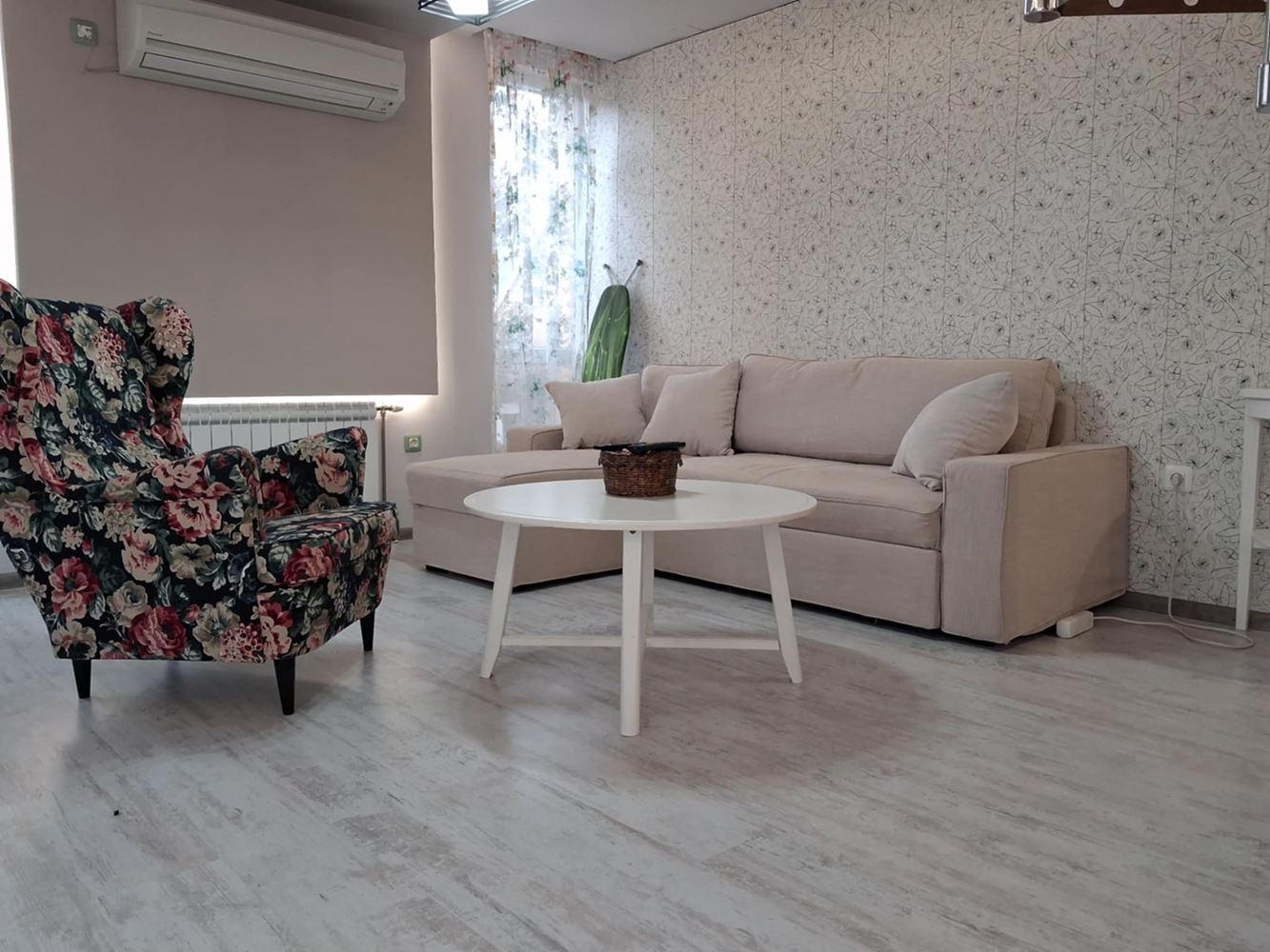 Мезонет в аренду рядом с Ларго - 240 кв.м.-0 Мезонет под наем в близост до Ларго - 240 кв.м. - 0