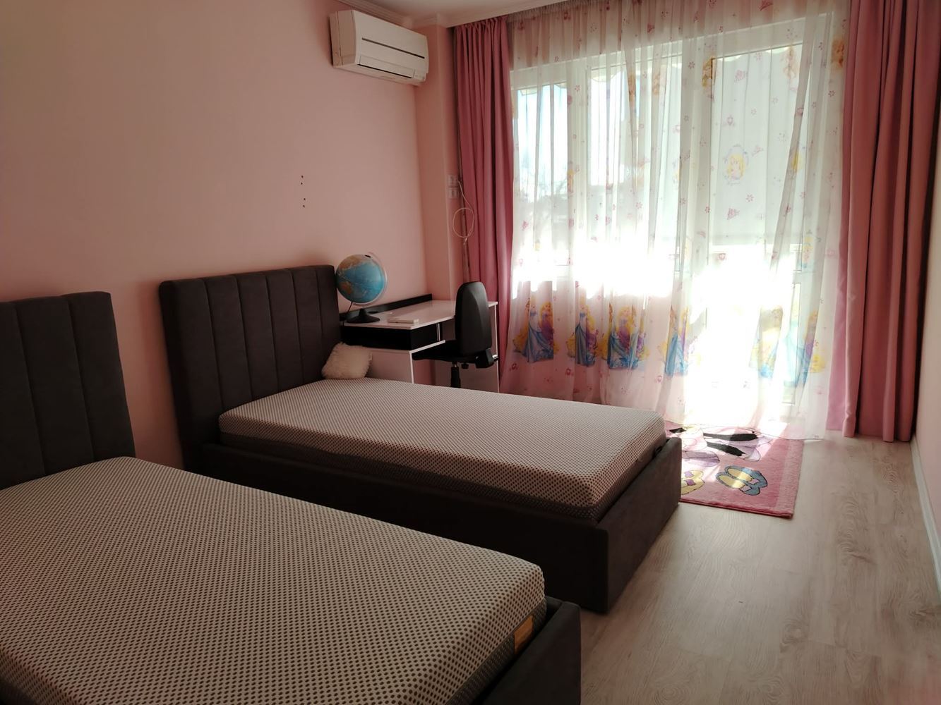 Πολυτελές διαμέρισμα, άνεση και ευρυχωρία 120 τ.μ. στο κέντρο της πόλης-0 Многостаен апартамент, комфорт и удобство на 120кв.м в Центъра на града - 0