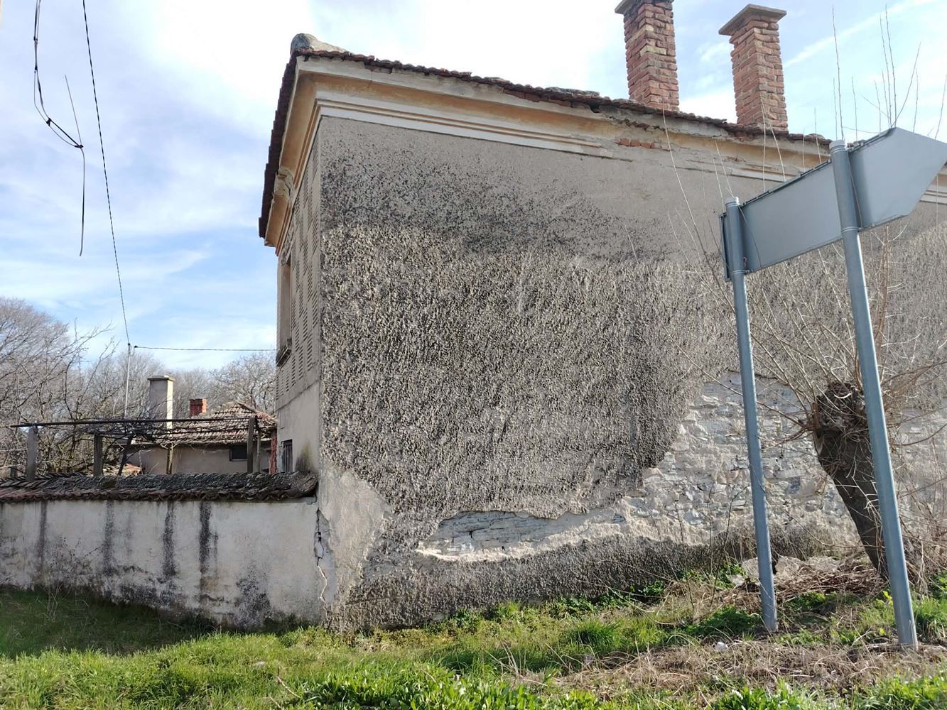 Attractive property for business and/or living in the village of. Zlati Voyvoda-0 Атрактивен имот за дейност и/или живеене в с. Злати войвода - 0