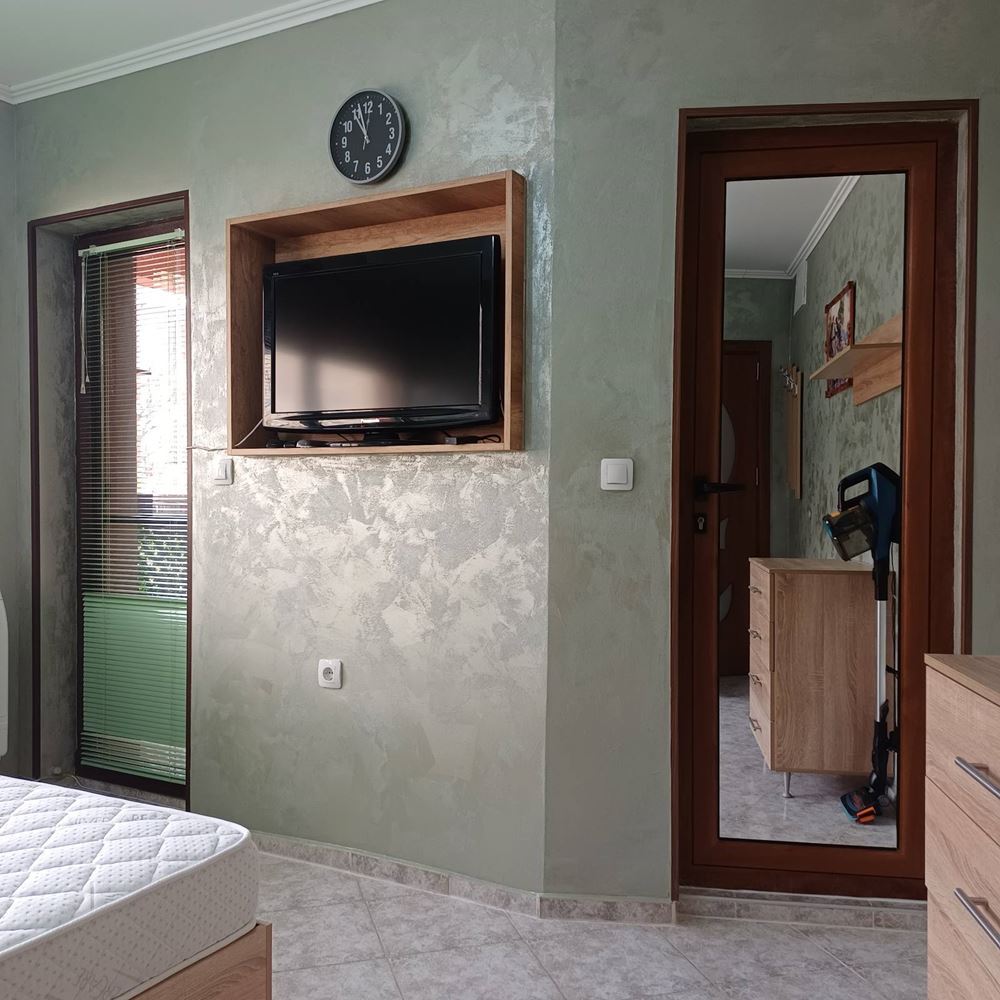 Двустаен апартамент под наем в кв. Сини камъни - напълно обзаведен - 0