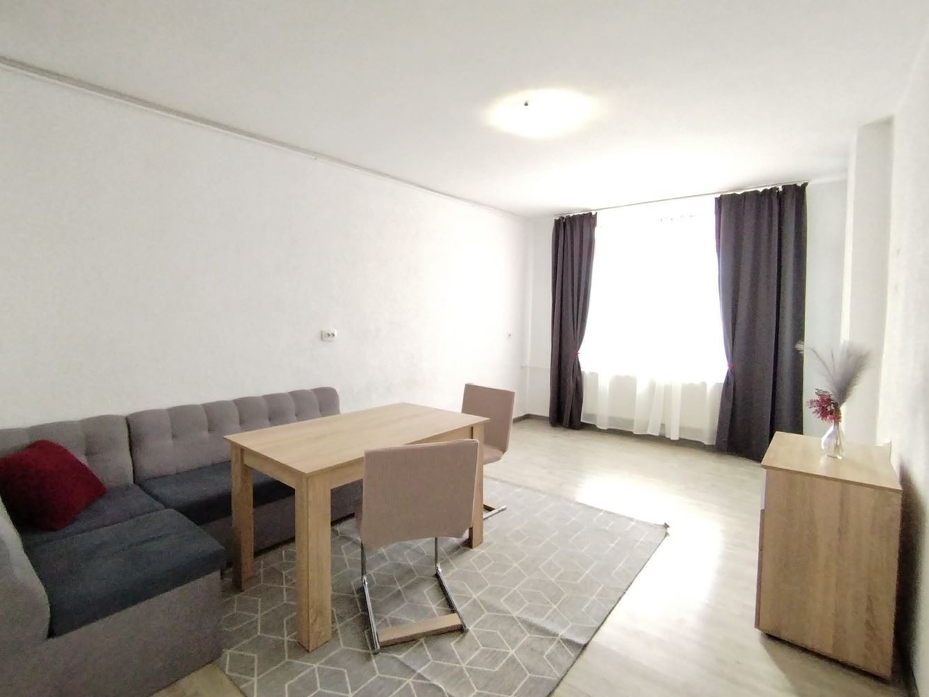 кв. Младост, обзаведен апартамент под наем - 0