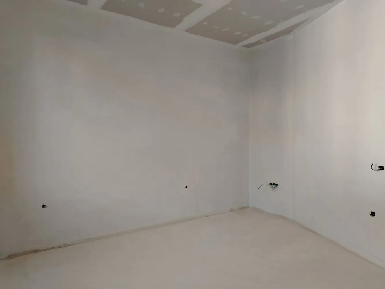 Zwei-Zimmer-Wohnung mit Parkplatz in der Nähe der Stadtverwaltung-0 Dreizimmerwohnung mit Parkplatz unweit des Rathauses – 0
