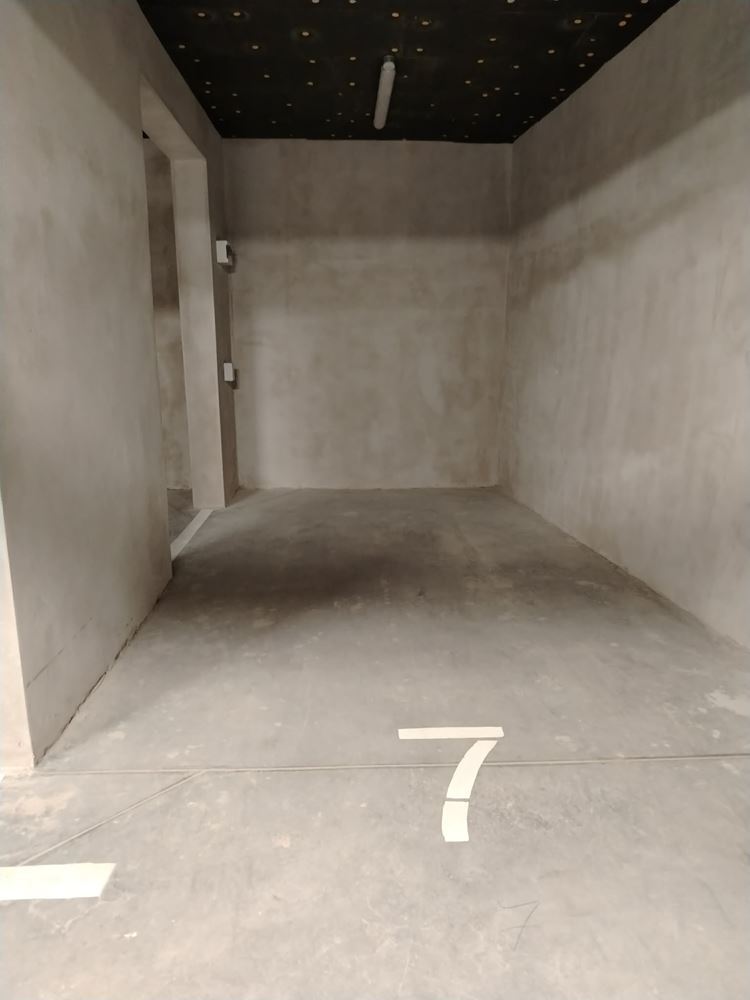 Belediye yakınında park yeri olan iki yatak odalı daire-0 Тристаен апартамент с паркомясто недалеч от Общината - 0