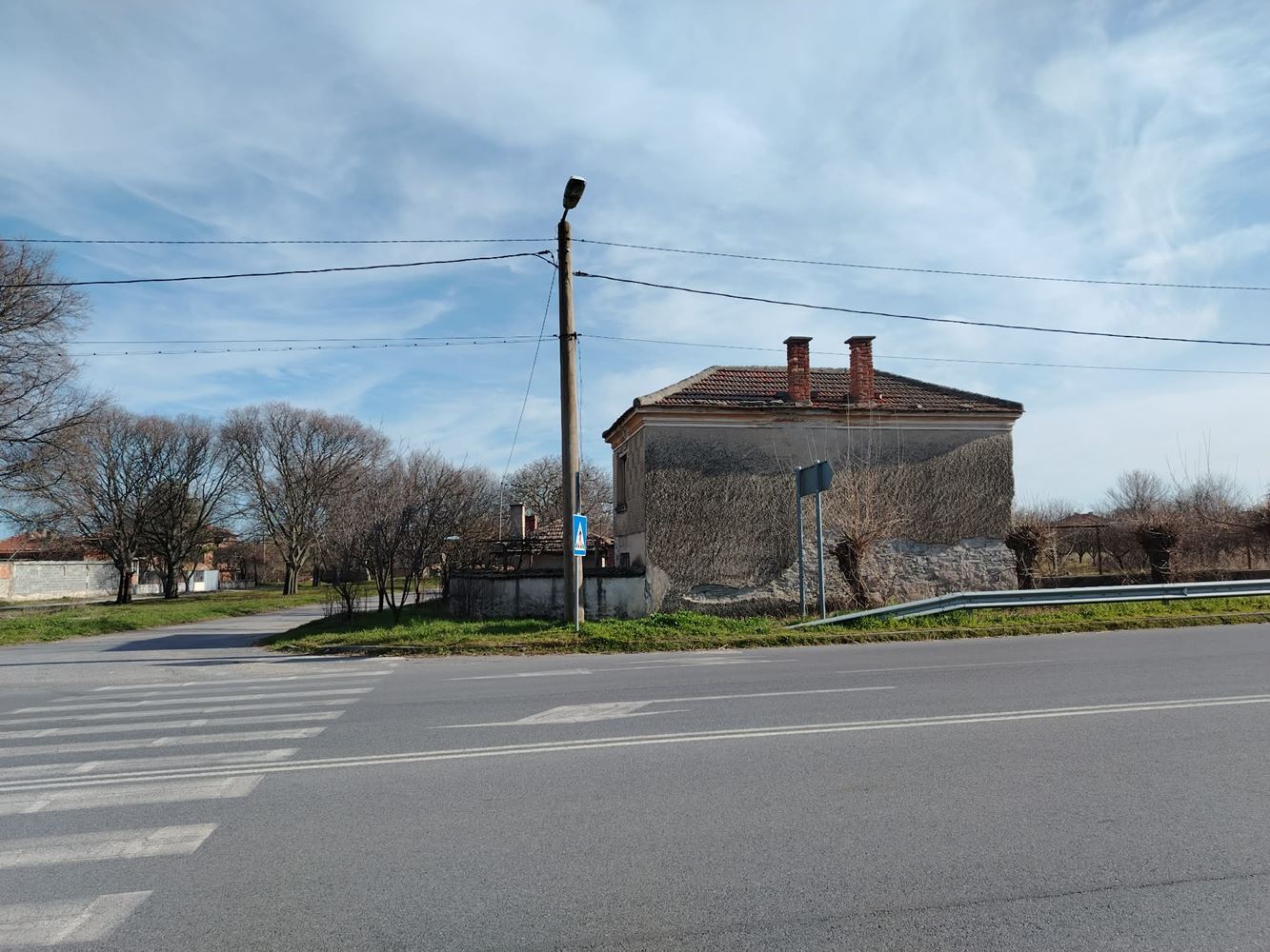 Attractive property for business and/or living in the village of. Zlati Voyvoda-0 Атрактивен имот за дейност и/или живеене в с. Злати войвода - 0