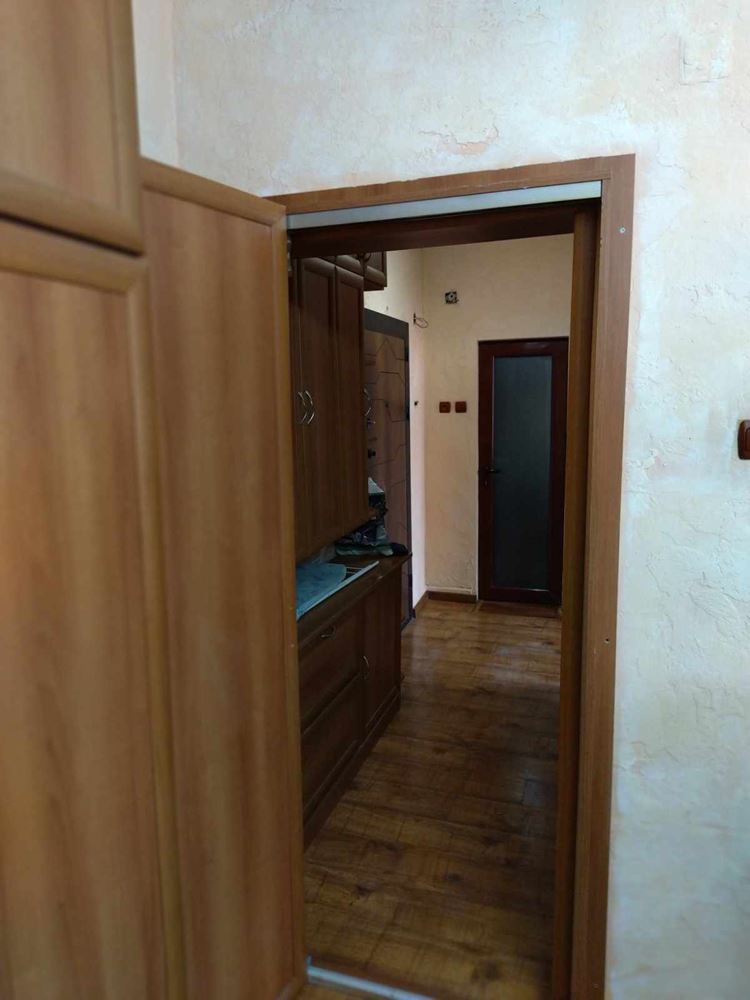 Широк център,не е синя зона,апартамент с 1 спалня - 0