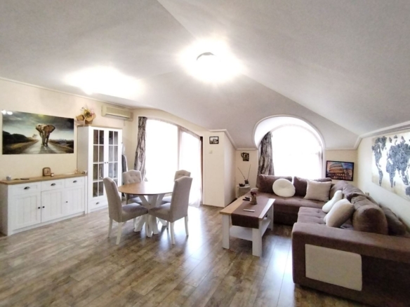 Супер център,до Ларго - 0