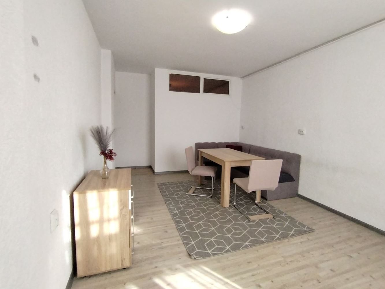 кв. Младост, обзаведен апартамент под наем - 0