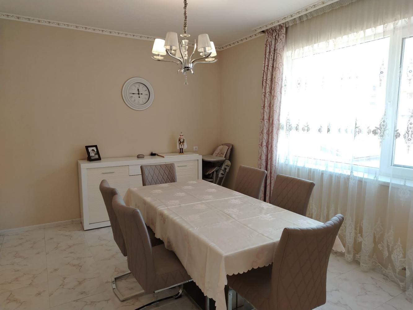 Πολυτελές διαμέρισμα, άνεση και ευρυχωρία 120 τ.μ. στο κέντρο της πόλης-0 Многостаен апартамент, комфорт и удобство на 120кв.м в Центъра на града - 0