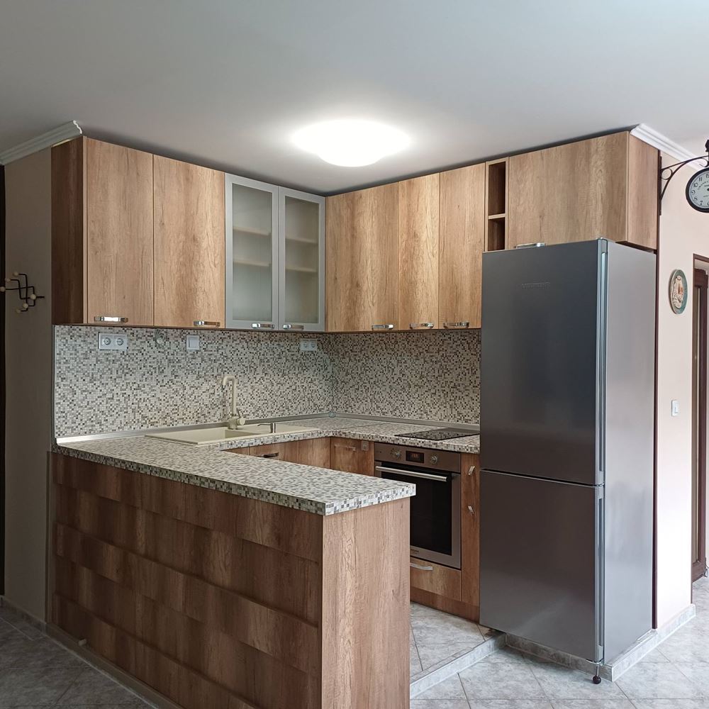 Двустаен апартамент под наем в кв. Сини камъни - напълно обзаведен - 0