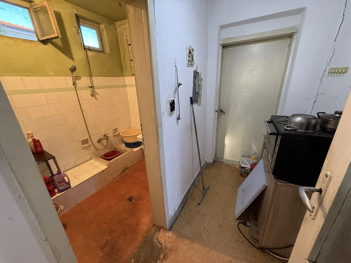 Viertel. Klutsochor, Haus mit Garage im bevorzugten Teil des Viertels-0 кв. Клуцохор, Къща с гараж в предпочитаната част на квартала - 0